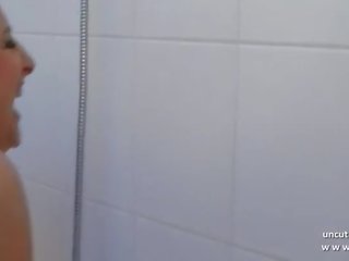 Francúzske mama assfucked po sprcha